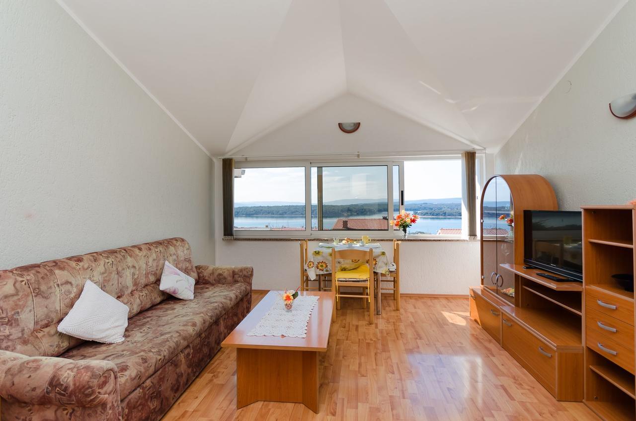 Apartment Krunoslav Punat